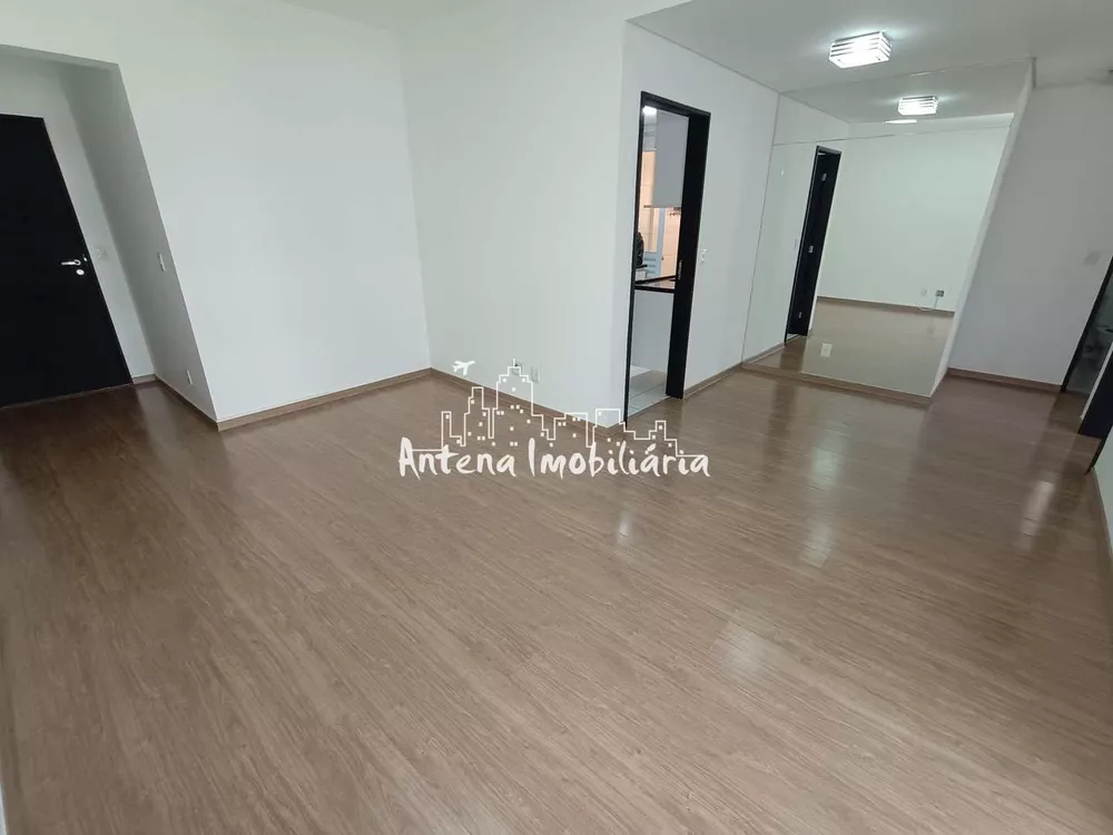 Apartamento à venda com 2 quartos, 88m² - Foto 2