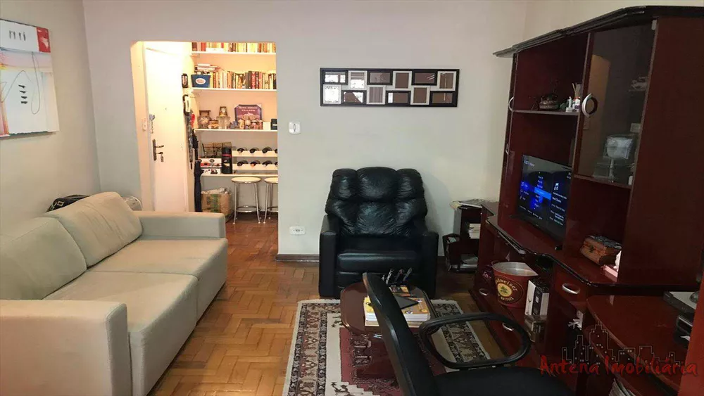 Apartamento à venda com 1 quarto, 40m² - Foto 1