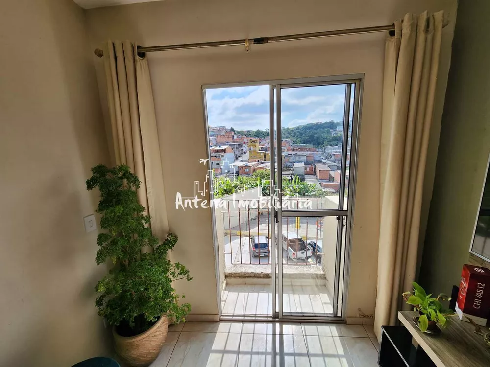 Apartamento à venda com 2 quartos, 60m² - Foto 3