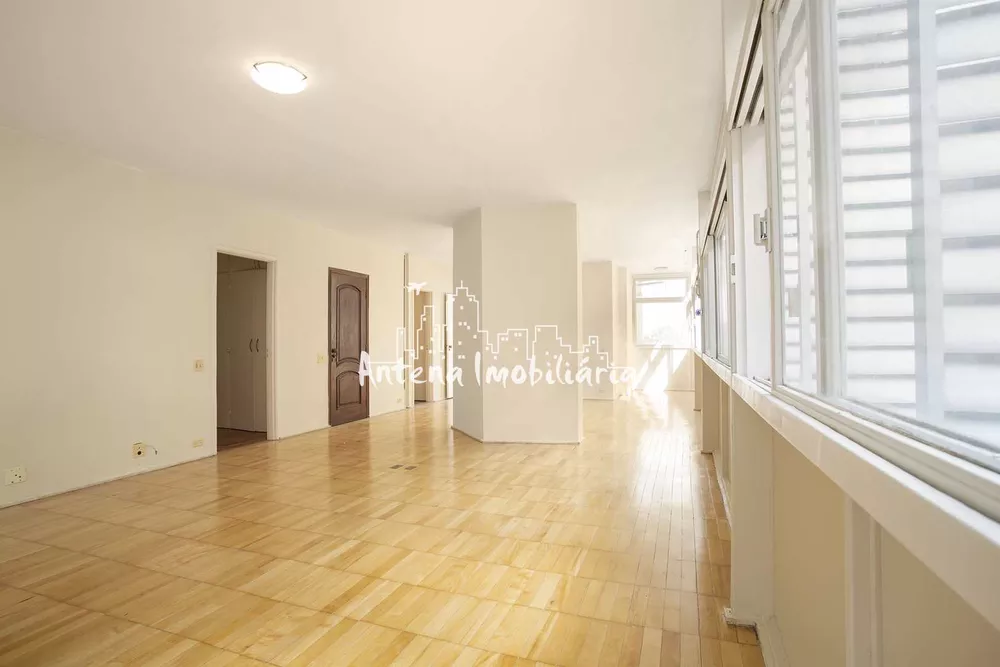 Apartamento à venda com 3 quartos, 173m² - Foto 3