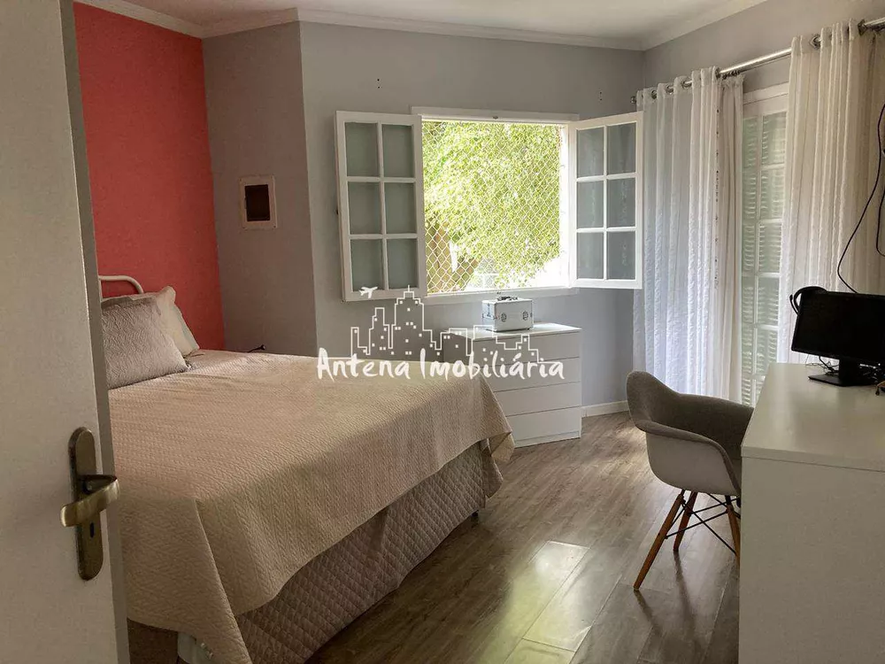 Casa, 3 quartos, 271 m² - Foto 4