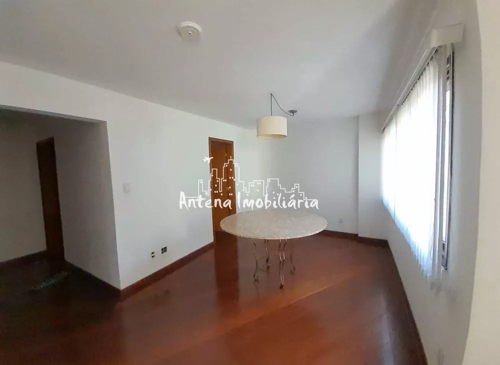 Apartamento à venda com 4 quartos, 161m² - Foto 4