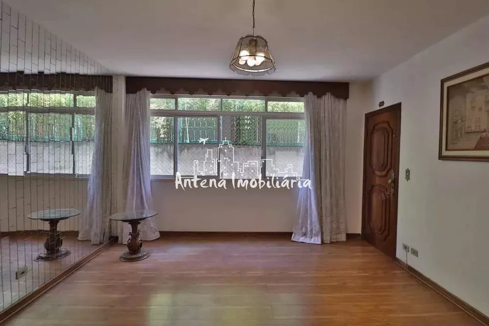 Apartamento à venda com 3 quartos, 107m² - Foto 1