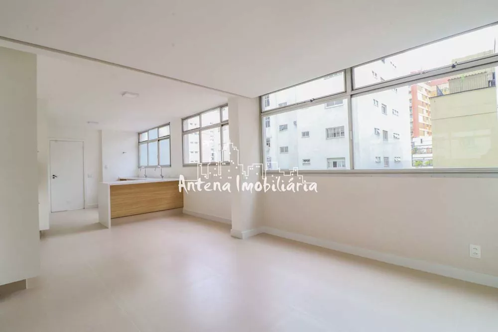 Apartamento à venda com 3 quartos, 235m² - Foto 2