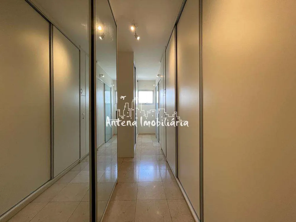 Apartamento, 3 quartos, 220 m² - Foto 2
