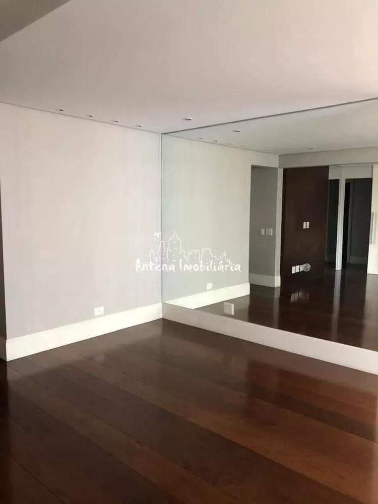Apartamento à venda com 3 quartos, 115m² - Foto 7