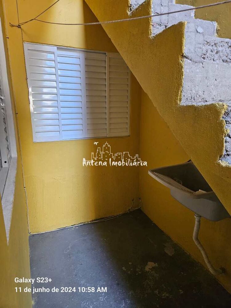 Casa à venda com 3 quartos, 180m² - Foto 4
