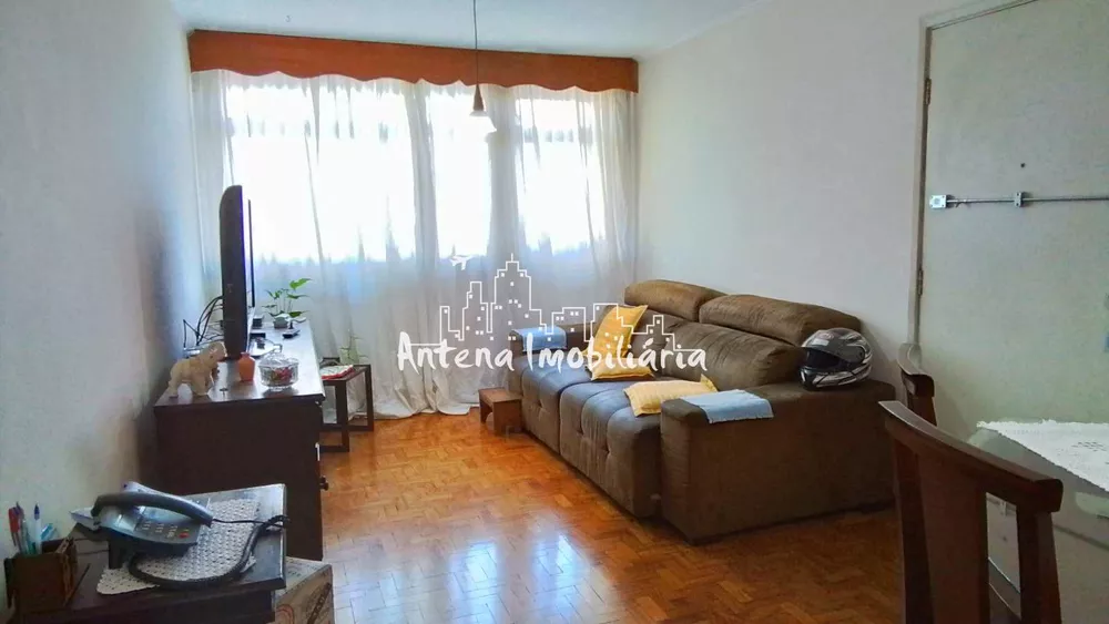 Apartamento à venda com 2 quartos, 72m² - Foto 1