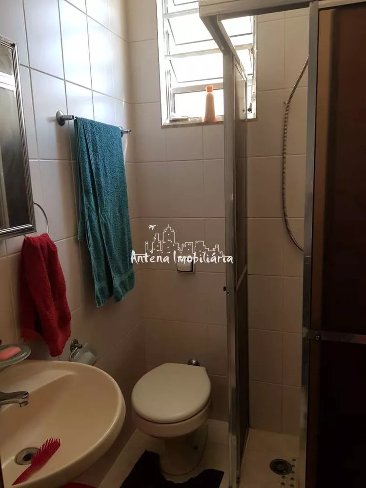 Apartamento à venda com 2 quartos, 75m² - Foto 8