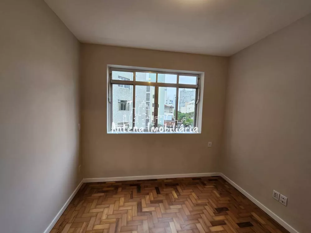 Apartamento à venda com 1 quarto, 32m² - Foto 4