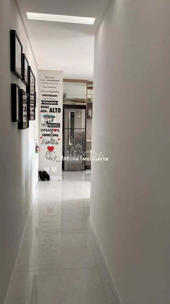 Apartamento à venda com 2 quartos, 53m² - Foto 2