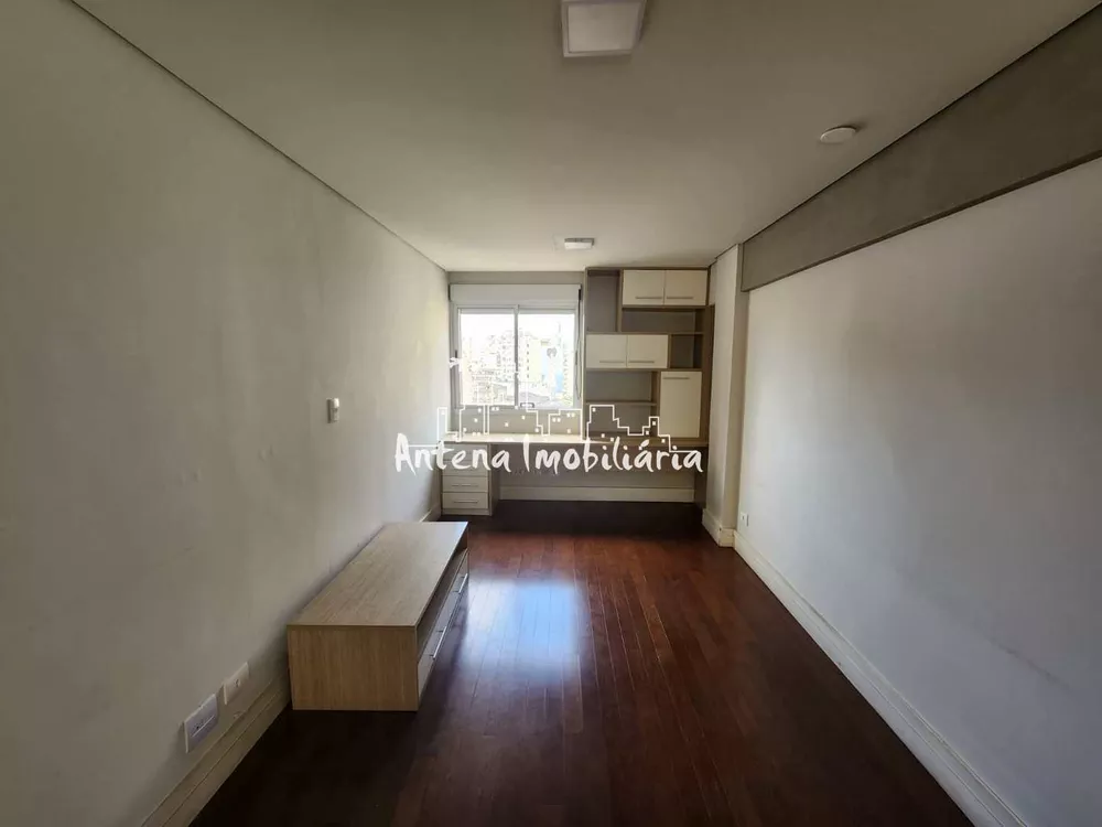 Apartamento à venda com 1 quarto, 60m² - Foto 4