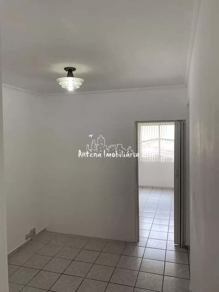 Apartamento à venda com 2 quartos, 41m² - Foto 2