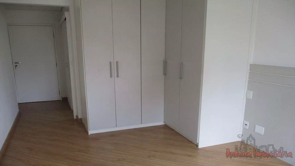 Apartamento à venda com 2 quartos, 80m² - Foto 11