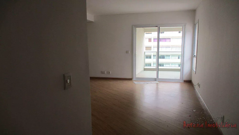 Apartamento à venda com 2 quartos, 80m² - Foto 1