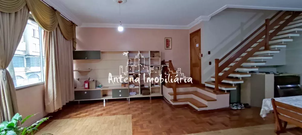 Apartamento à venda com 3 quartos, 200m² - Foto 4