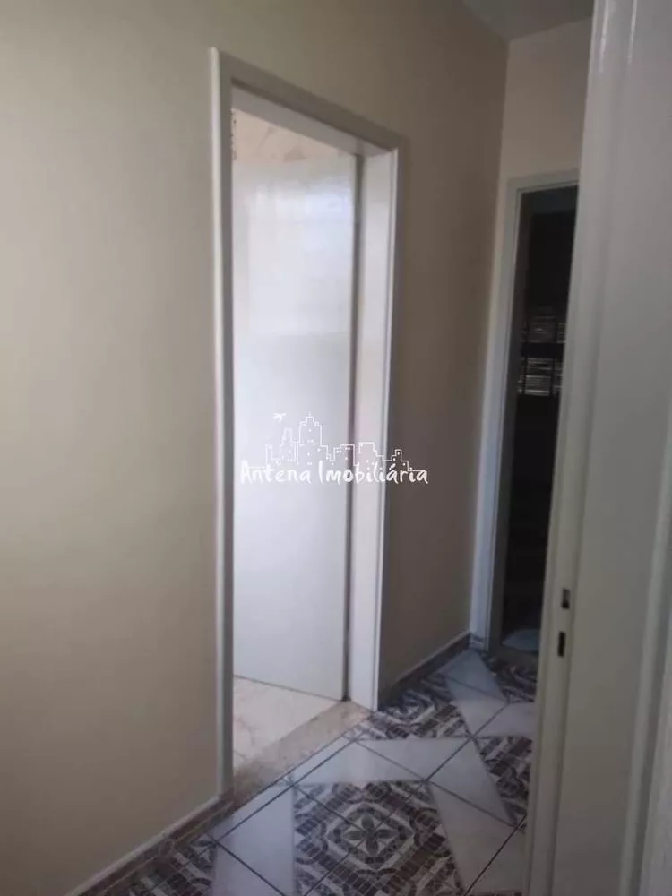 Apartamento à venda com 2 quartos, 100m² - Foto 3