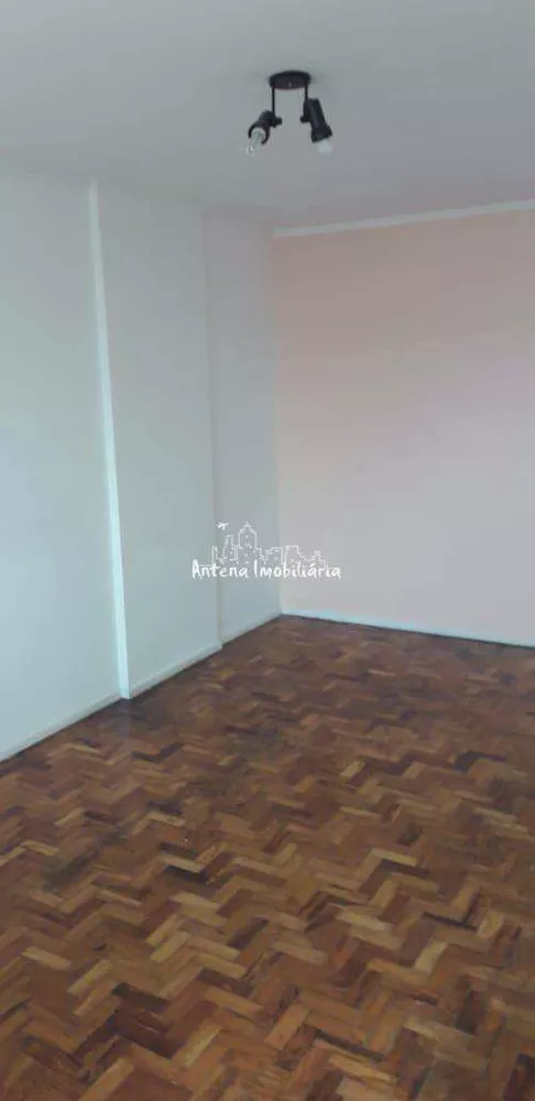 Apartamento à venda com 2 quartos, 64m² - Foto 2