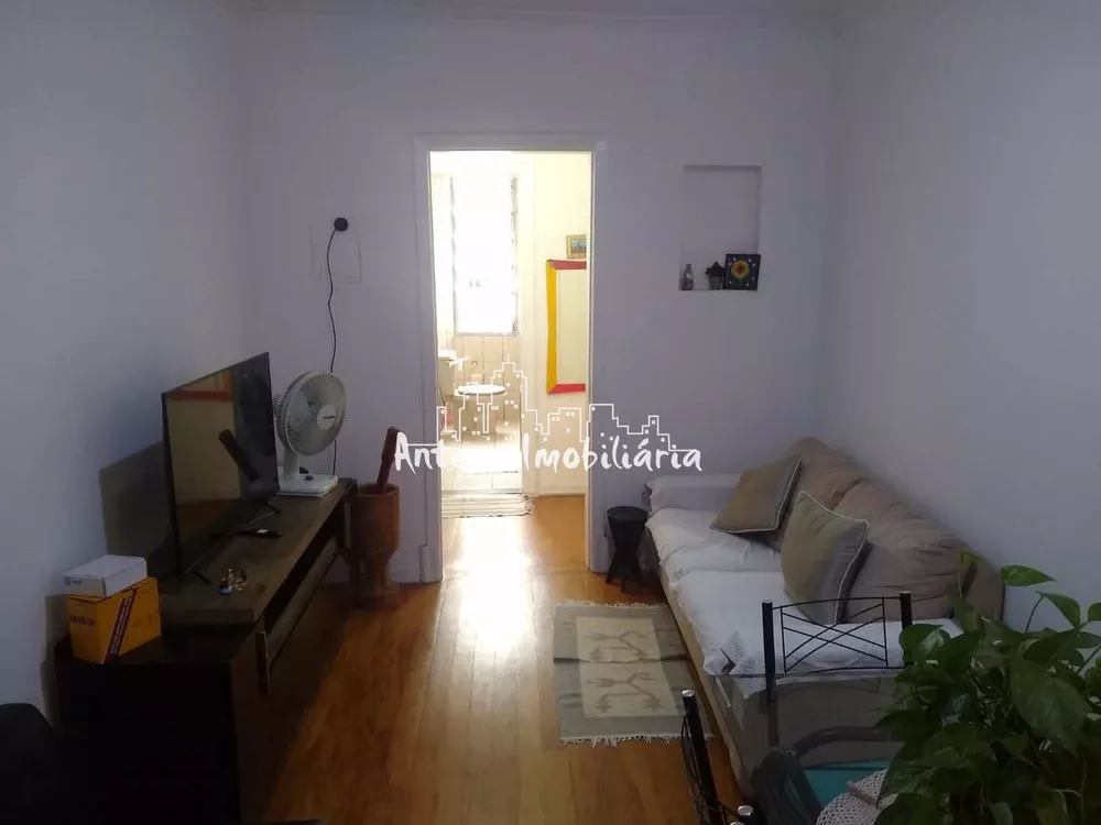 Apartamento à venda com 2 quartos, 72m² - Foto 3