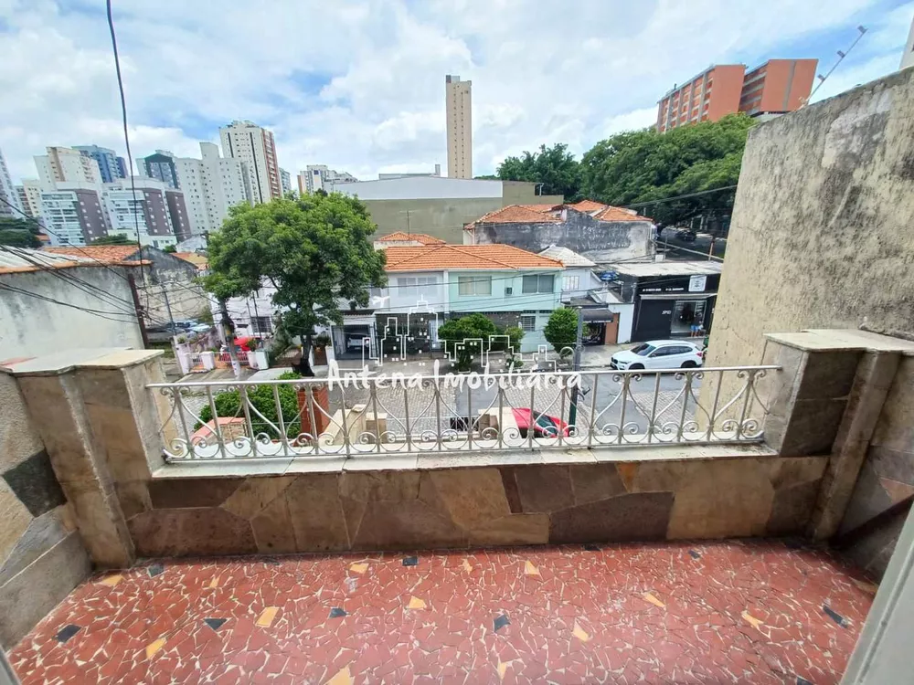 Sobrado à venda com 3 quartos, 236m² - Foto 1