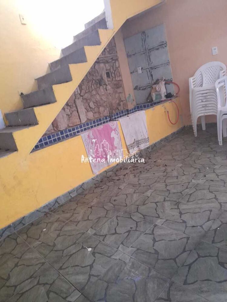Casa à venda com 2 quartos, 111m² - Foto 4