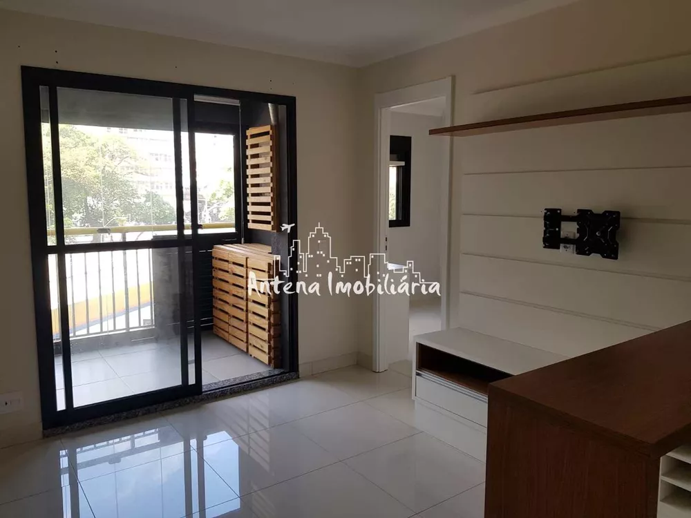 Apartamento à venda com 1 quarto, 37m² - Foto 1