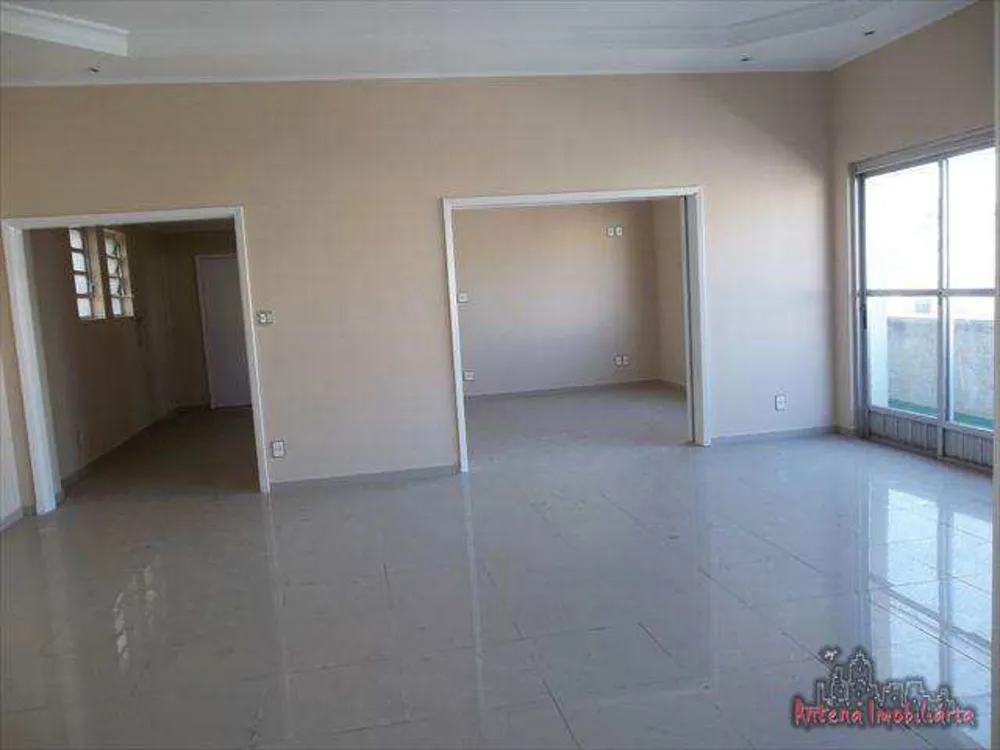 Cobertura, 3 quartos, 232 m² - Foto 3
