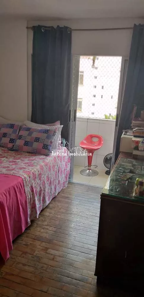 Apartamento à venda com 1 quarto, 40m² - Foto 2