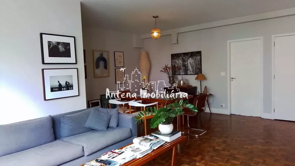 Apartamento à venda com 3 quartos, 176m² - Foto 2