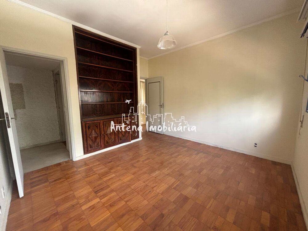 Apartamento, 3 quartos, 220 m² - Foto 1