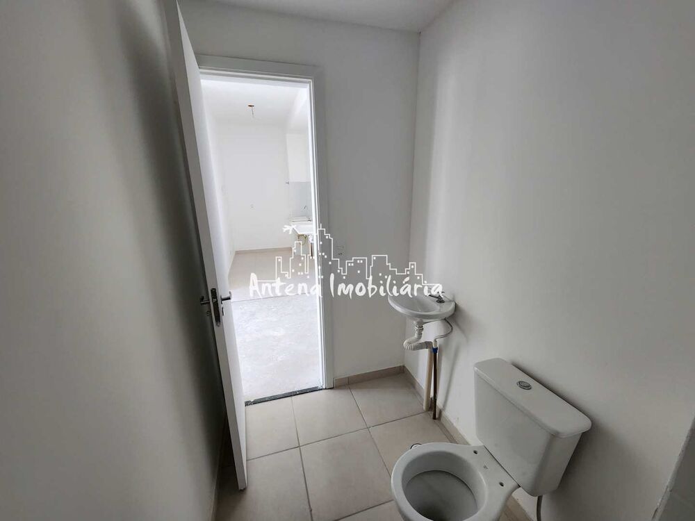 Apartamento à venda com 2 quartos, 40m² - Foto 2