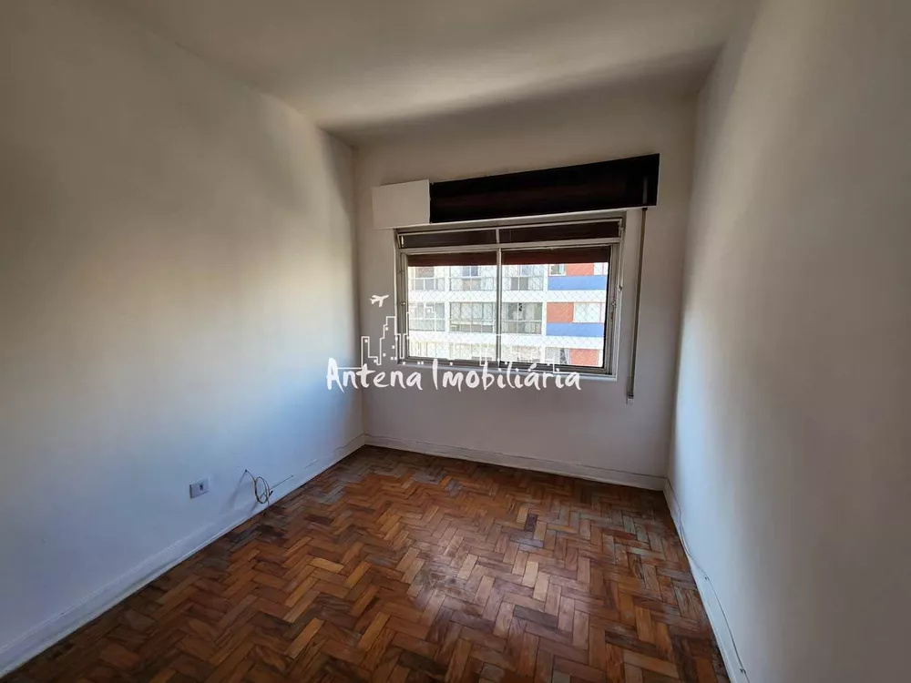 Apartamento à venda com 2 quartos, 70m² - Foto 4