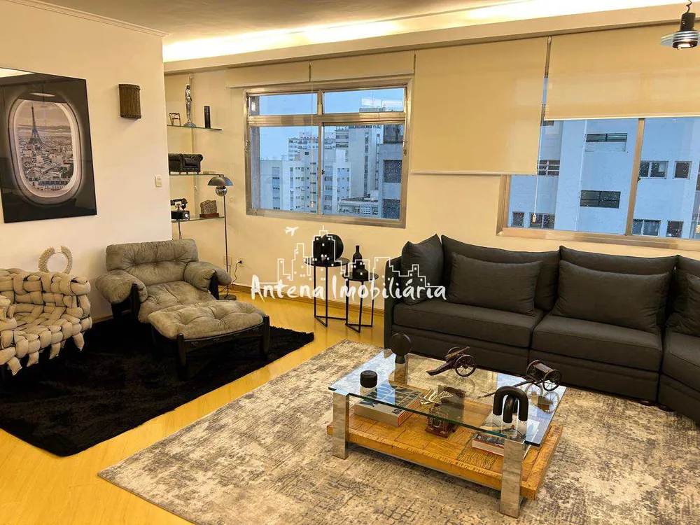 Apartamento, 3 quartos, 230 m² - Foto 1