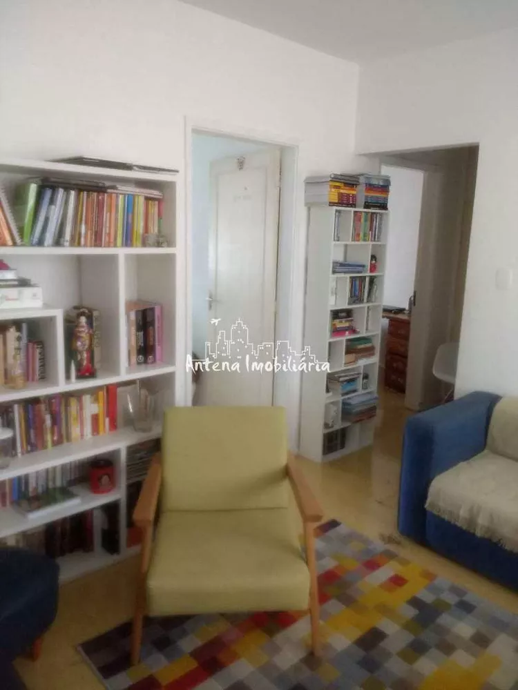 Apartamento à venda com 2 quartos, 68m² - Foto 2