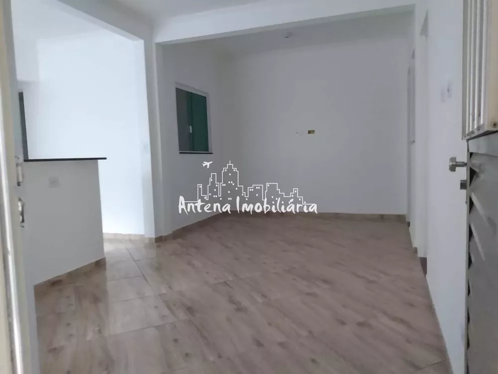 Sobrado à venda com 5 quartos, 100m² - Foto 4