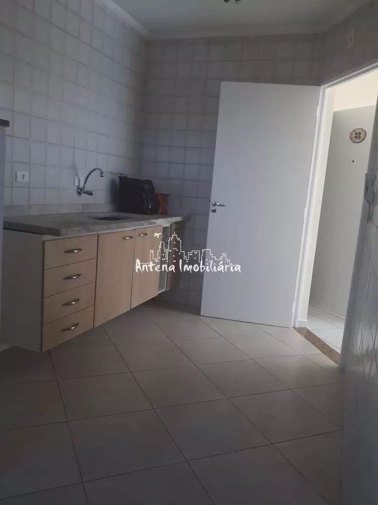 Apartamento à venda com 2 quartos, 63m² - Foto 6