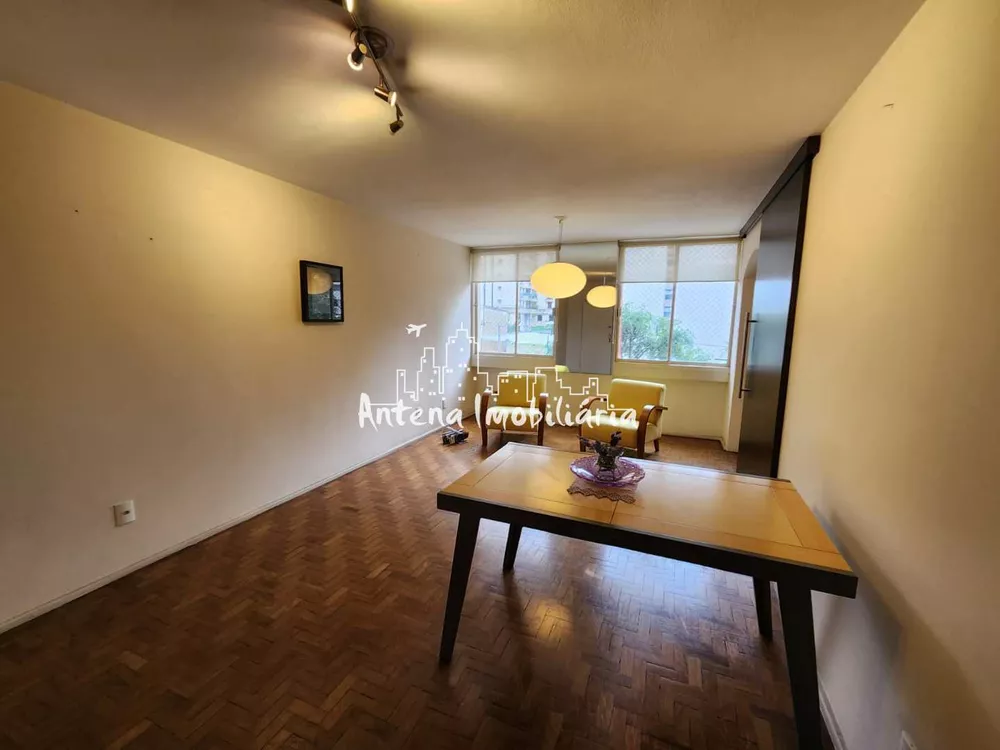 Apartamento à venda com 3 quartos, 120m² - Foto 2