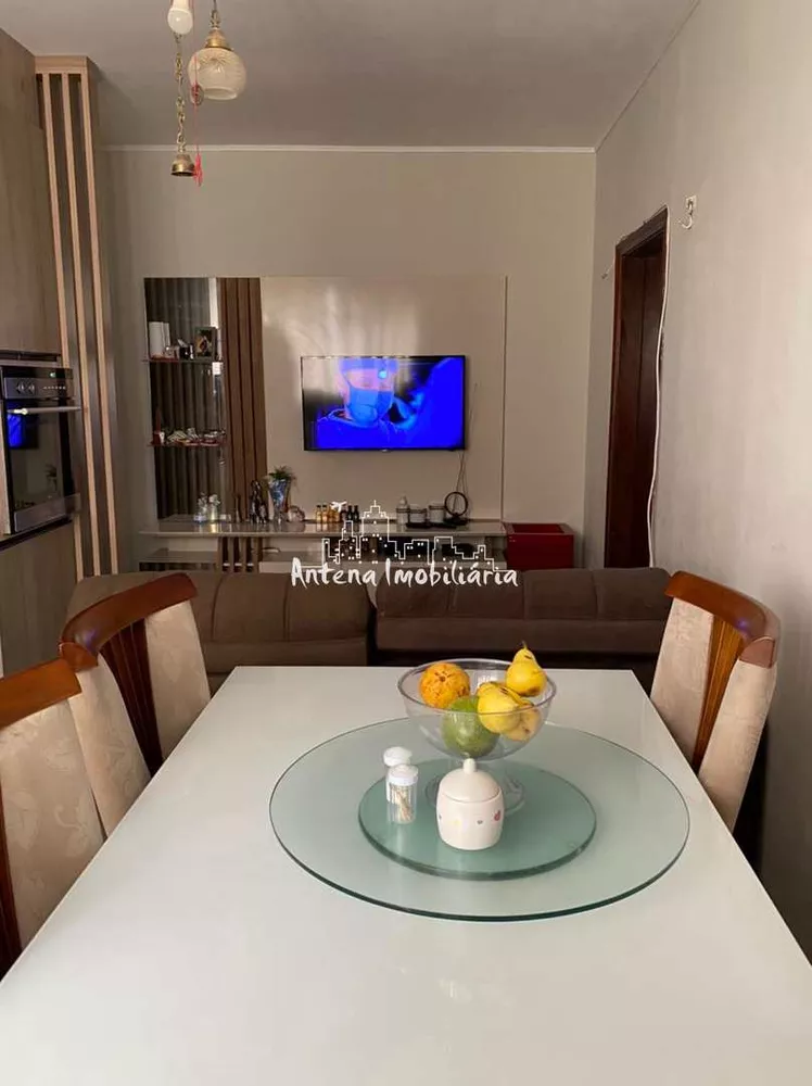 Apartamento à venda com 3 quartos, 68m² - Foto 2