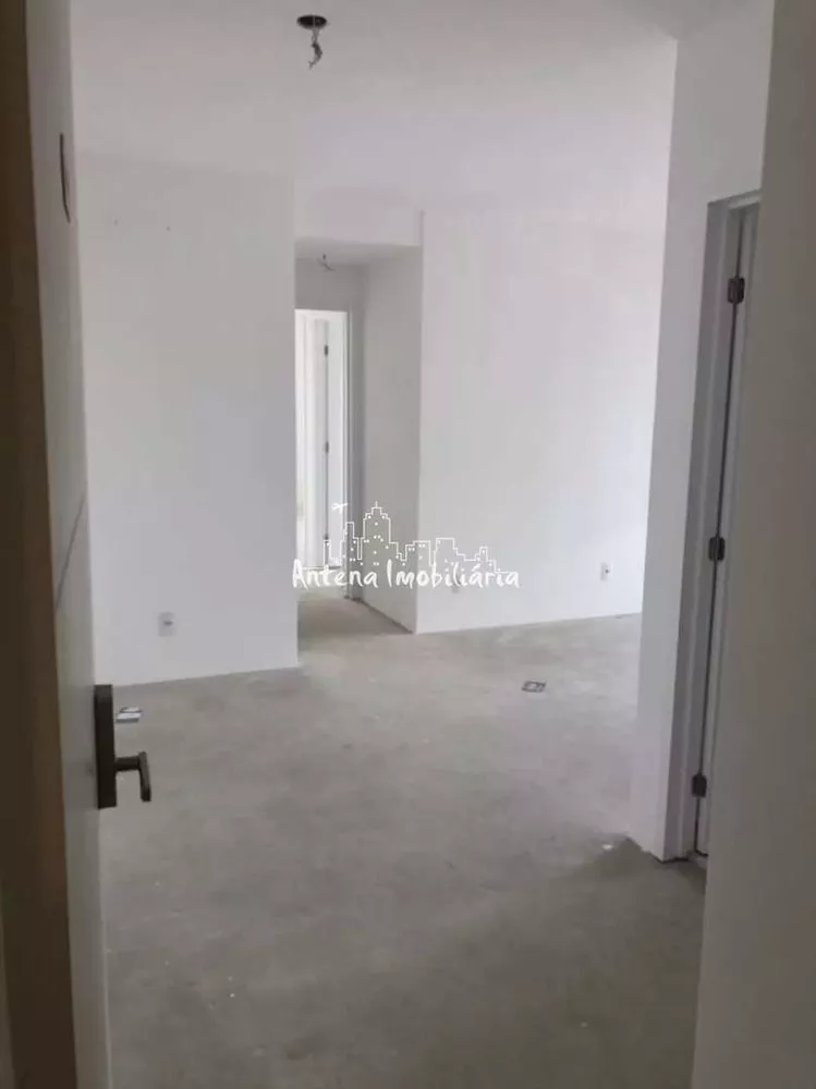 Apartamento à venda com 3 quartos, 84m² - Foto 3