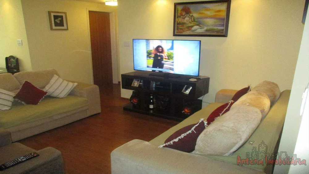 Apartamento à venda com 3 quartos, 68m² - Foto 2