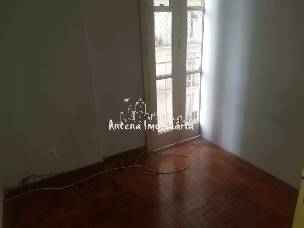 Apartamento à venda com 1 quarto, 45m² - Foto 4