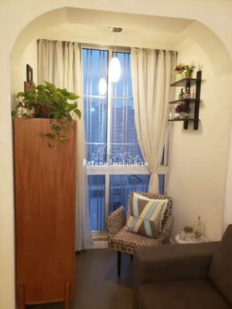 Apartamento à venda com 2 quartos, 84m² - Foto 4