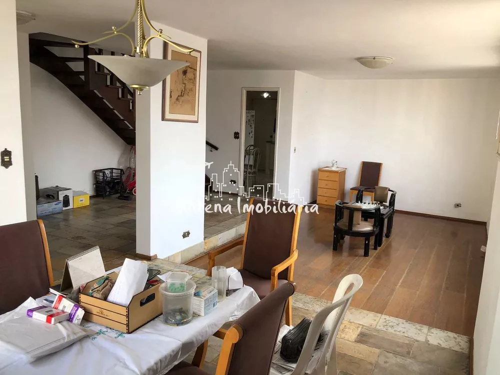 Cobertura à venda com 4 quartos, 260m² - Foto 2