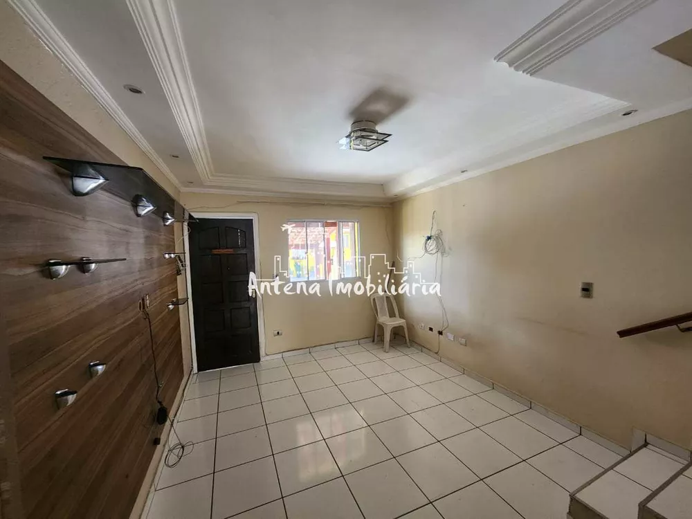 Sobrado à venda com 2 quartos, 72m² - Foto 2