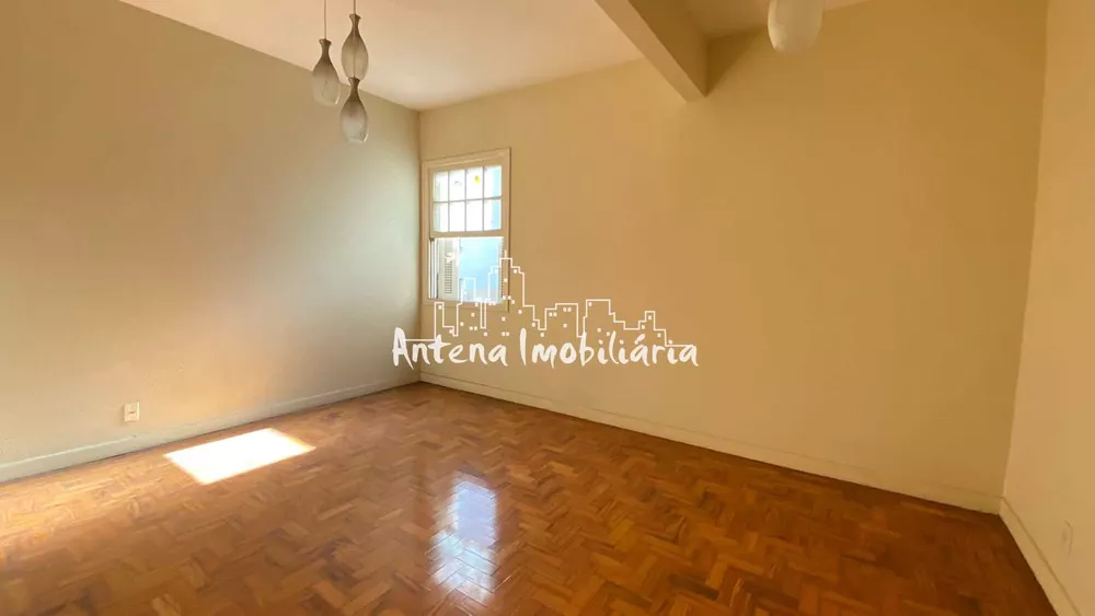 Apartamento à venda com 1 quarto, 65m² - Foto 2