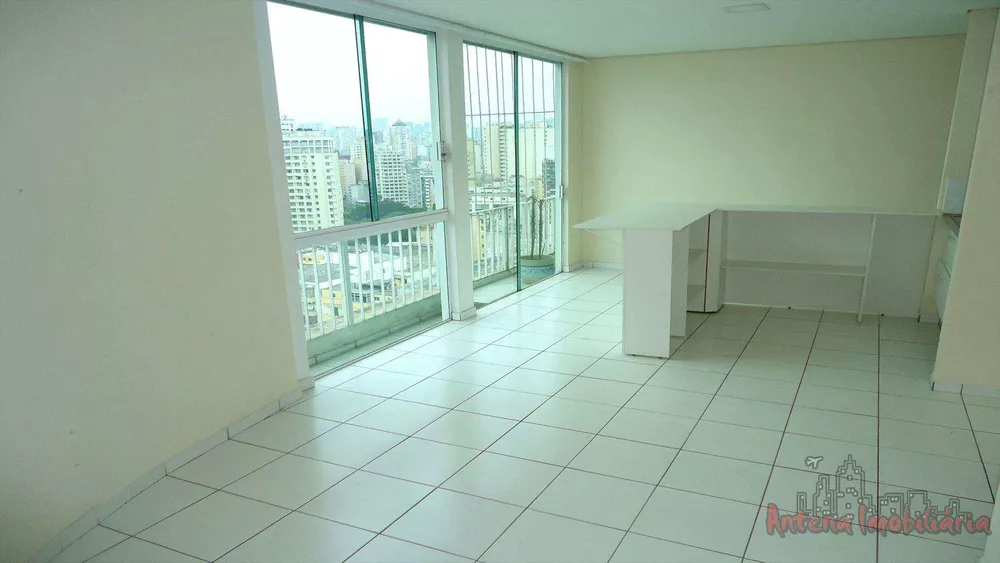 Apartamento à venda com 1 quarto, 55m² - Foto 1