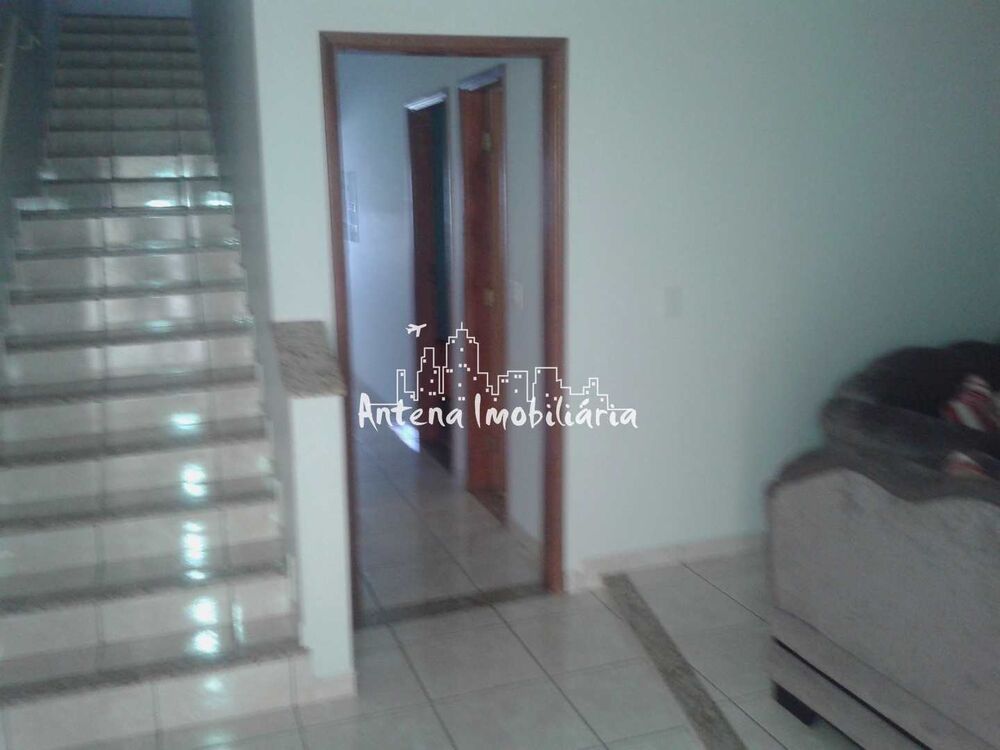 Casa, 4 quartos, 152 m² - Foto 1