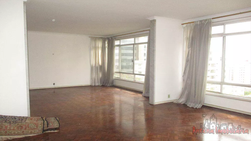 Apartamento à venda com 4 quartos, 240m² - Foto 2