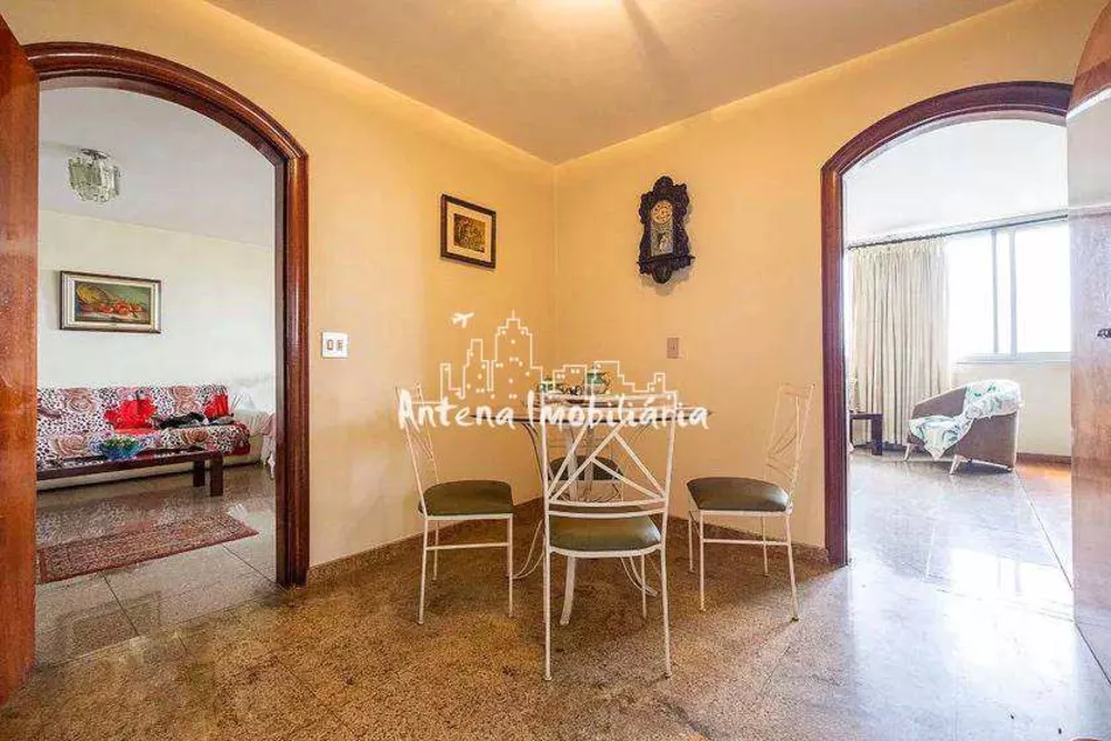 Apartamento à venda com 2 quartos, 207m² - Foto 4