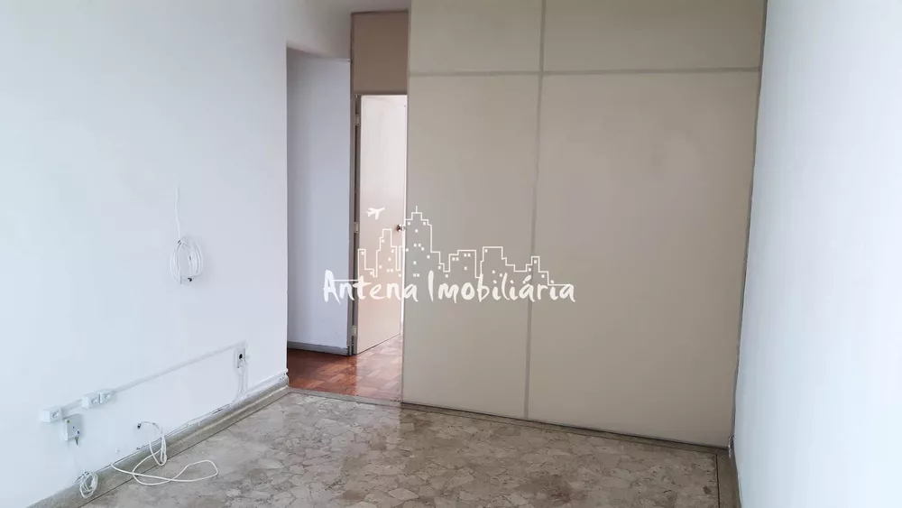 Apartamento à venda com 2 quartos, 92m² - Foto 3